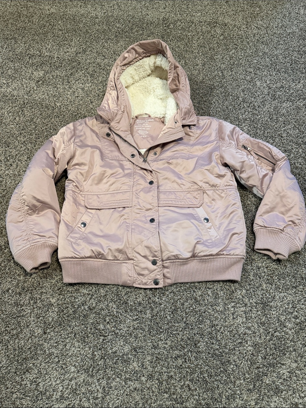 American Eagle Outfitters Satin Sherpa Hooded Puffer Jacket Mauve. Size M